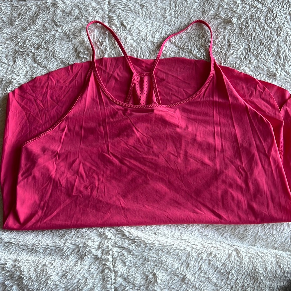 Cute lululemon tank